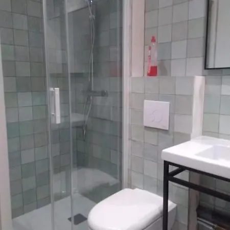 Au Petit דירה וויסאן