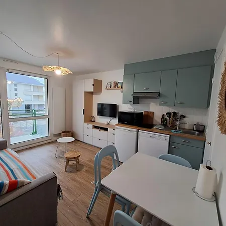 Au Petit Apartment *