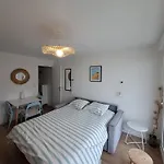 Au Petit *